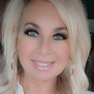 Meet your Posher, Brandy